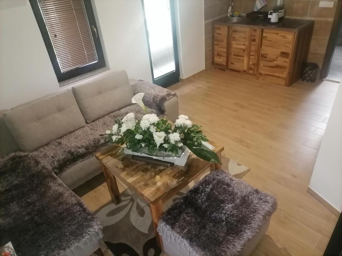 P-Zlatar, Apartman 3 Brdo 外观 照片