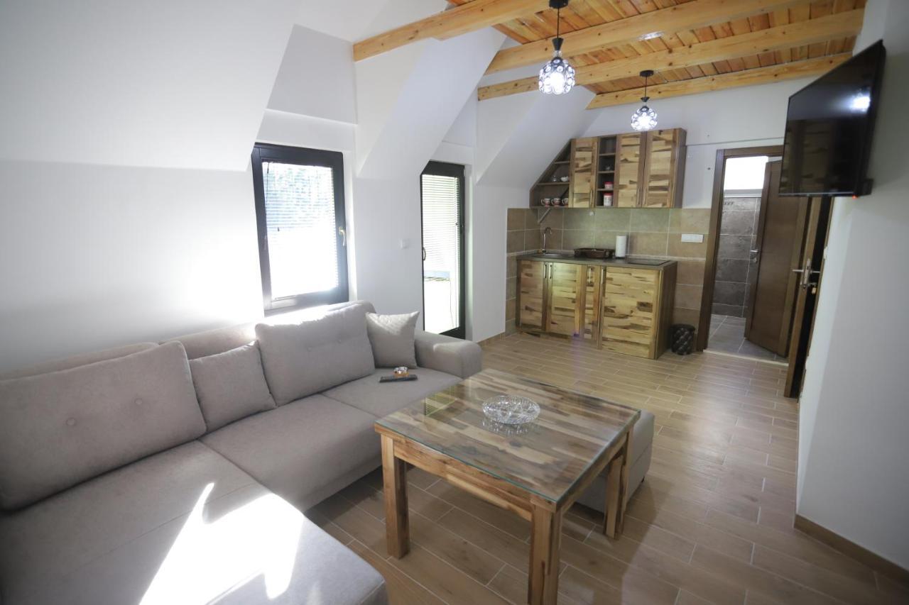 P-Zlatar, Apartman 3 Brdo 外观 照片